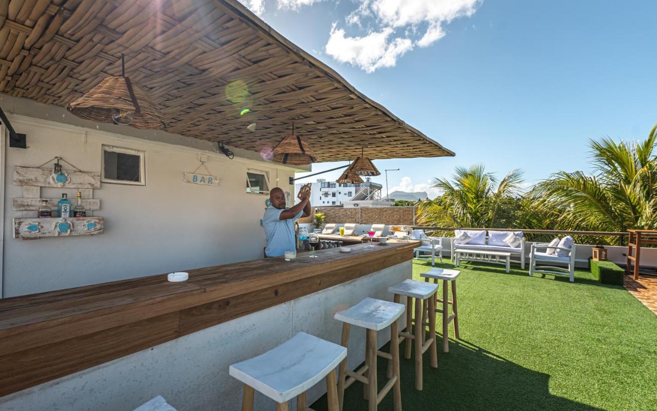 Seastar Hotel Flic-en-Flacq エクステリア 写真