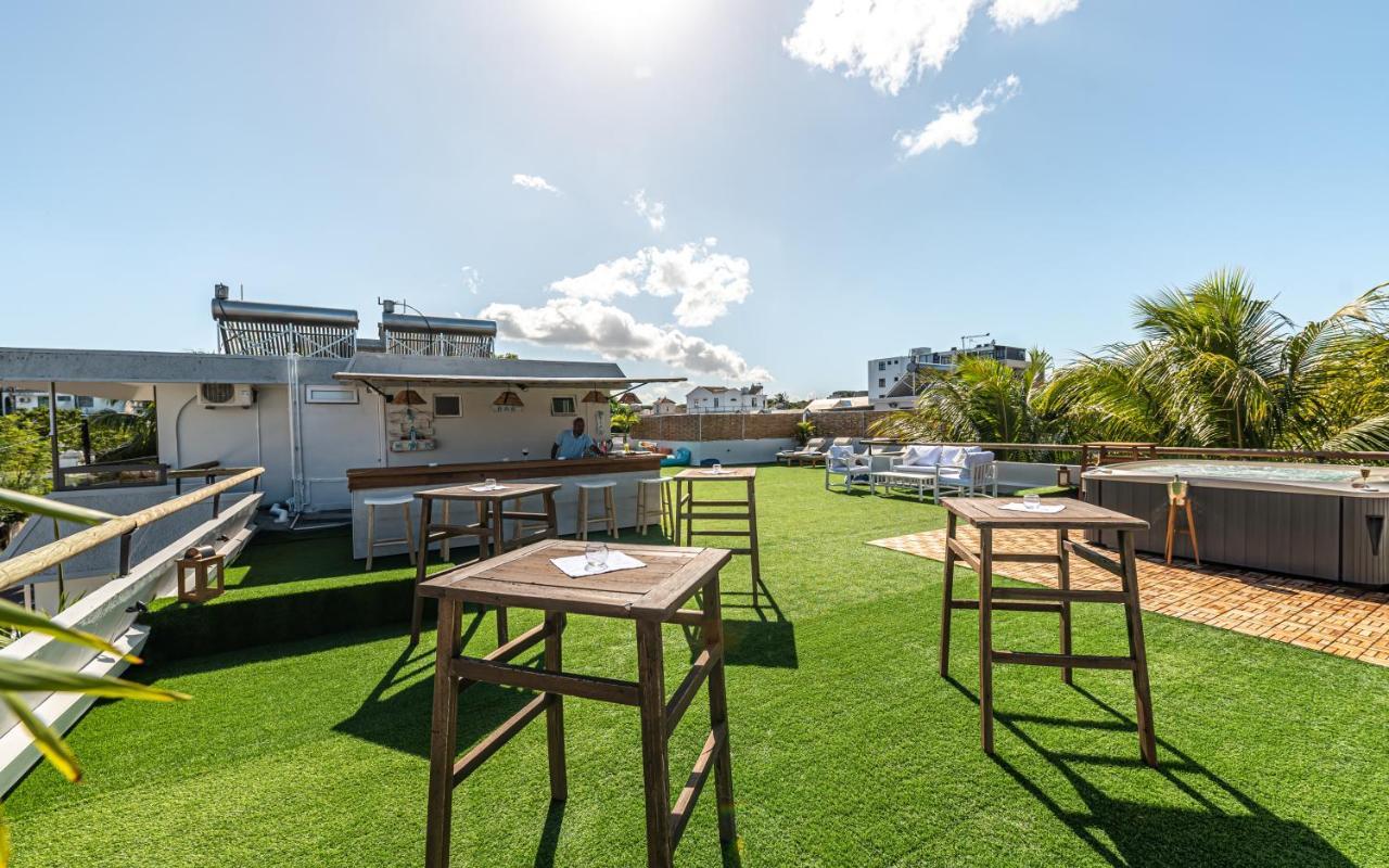 Seastar Hotel Flic-en-Flacq エクステリア 写真